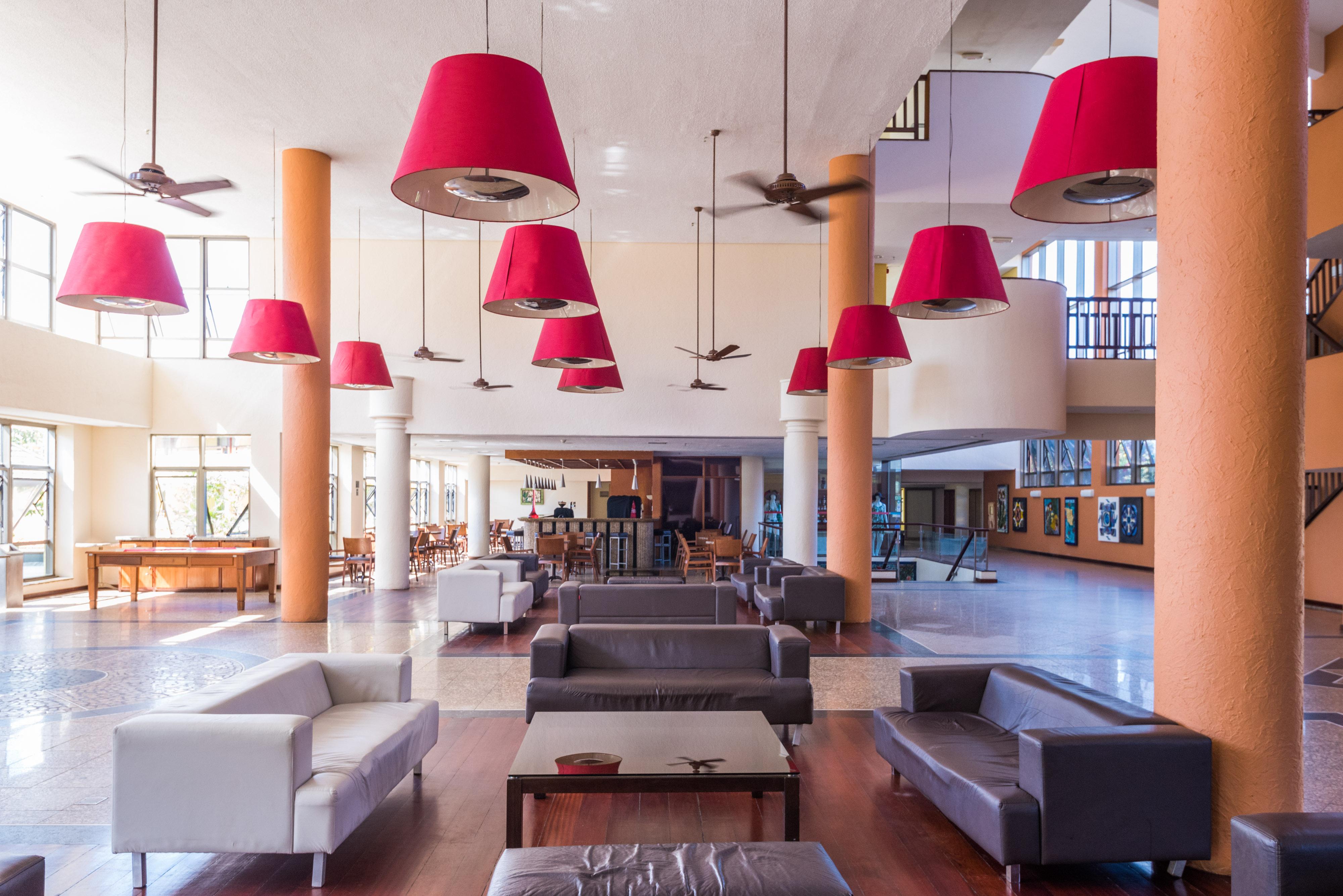 Vila Gale Cabo Cabo de Santo Agostinho Exterior foto The lobby of the hotel